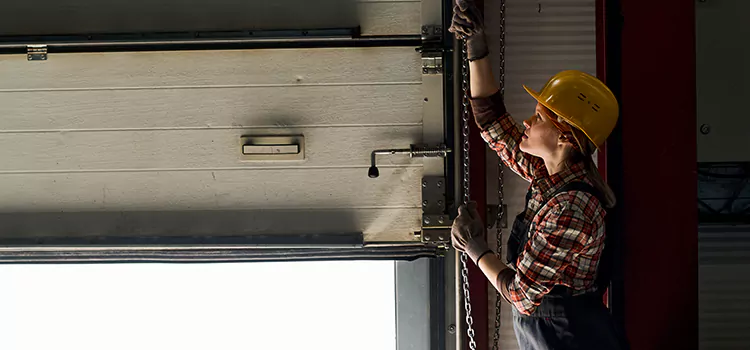 Addressing Common Garage Door Stoppage Issues in Bakersfield, CA